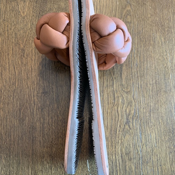 Kenneth Cole Braided slide sandals size 8.5 - Picture 3 of 4